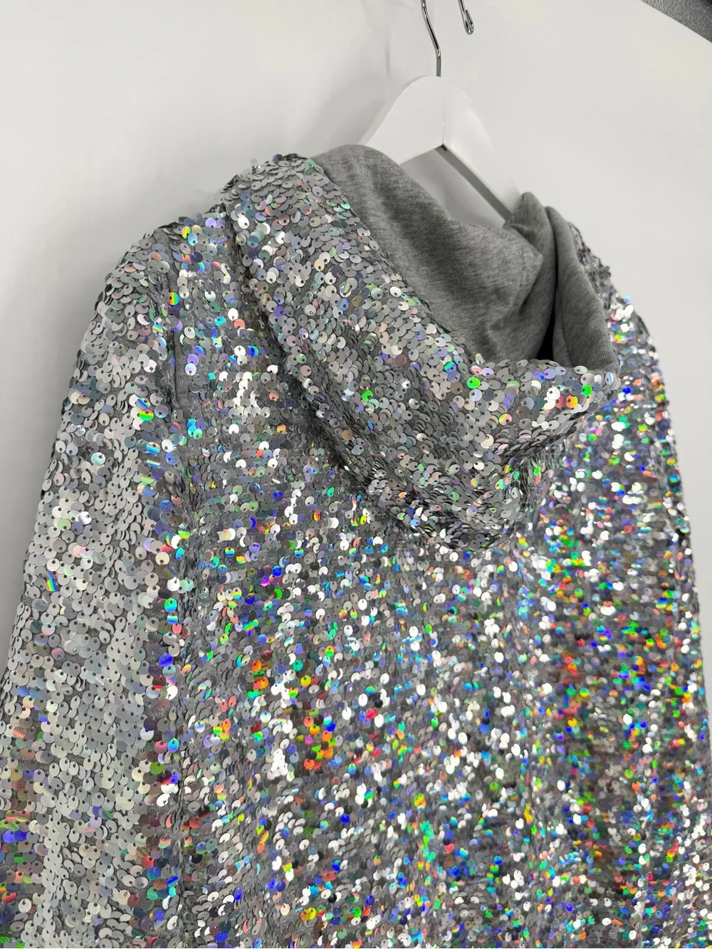 Pink Victorias Secret Sequin Hoodie Fashion Show 2013 - Picture 10 of 14